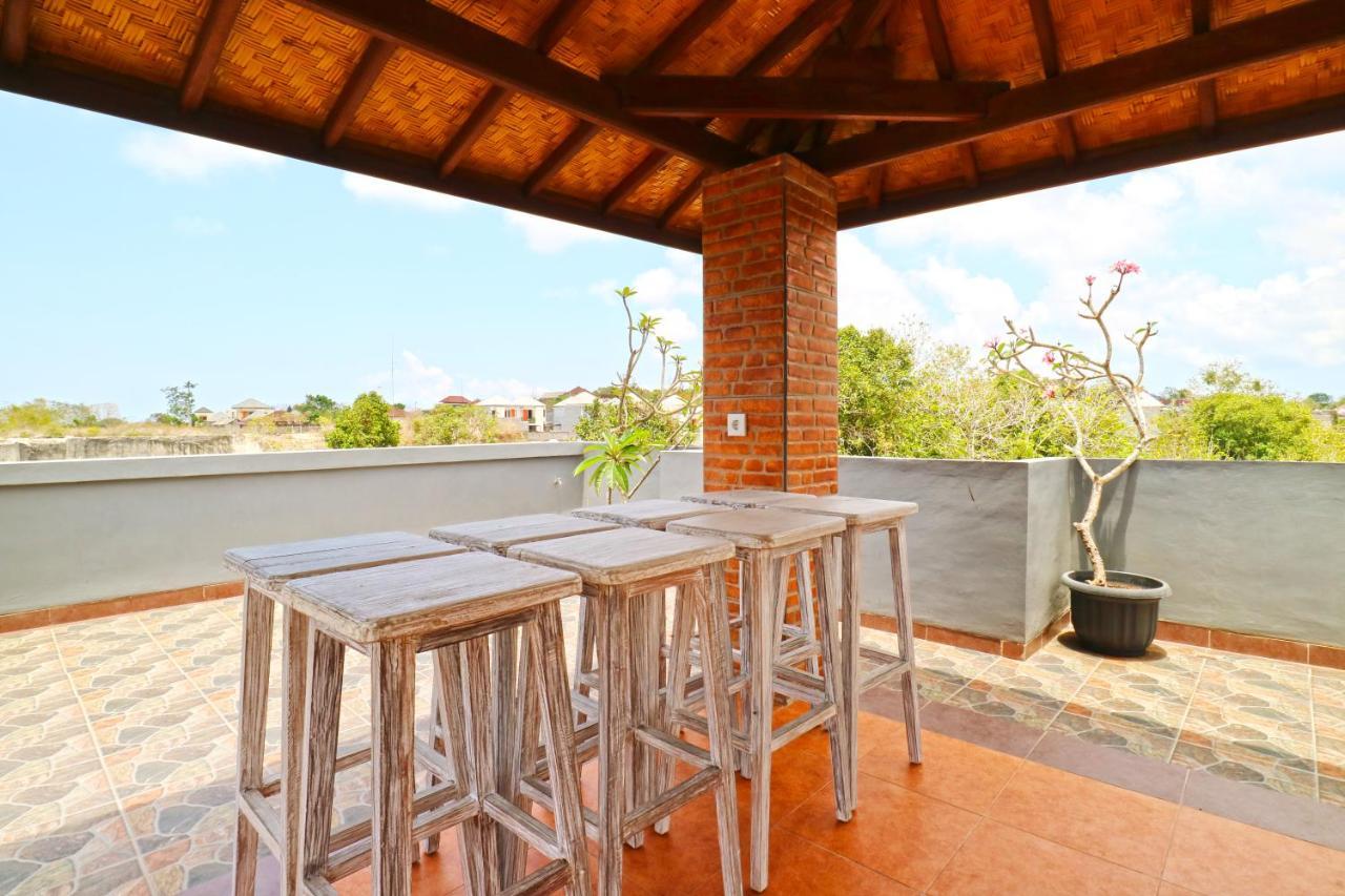 Clover Bali House Ungasan  Exterior photo